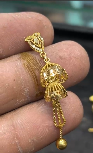 weight:3.7gm
fancy latiya
75 melting
